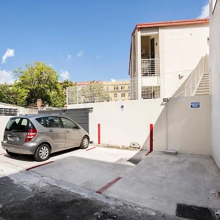 Urban Oasis With Patio For 5 Guests - Reserved Parking - Termini
