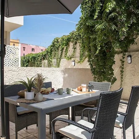 Urban Oasis With Patio For 5 Guests - Reserved Parking - Termini